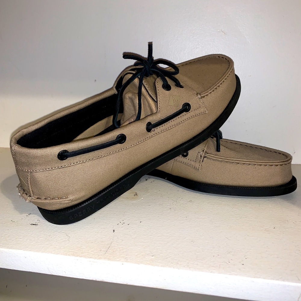 NEW Sperrys Boat Shoes